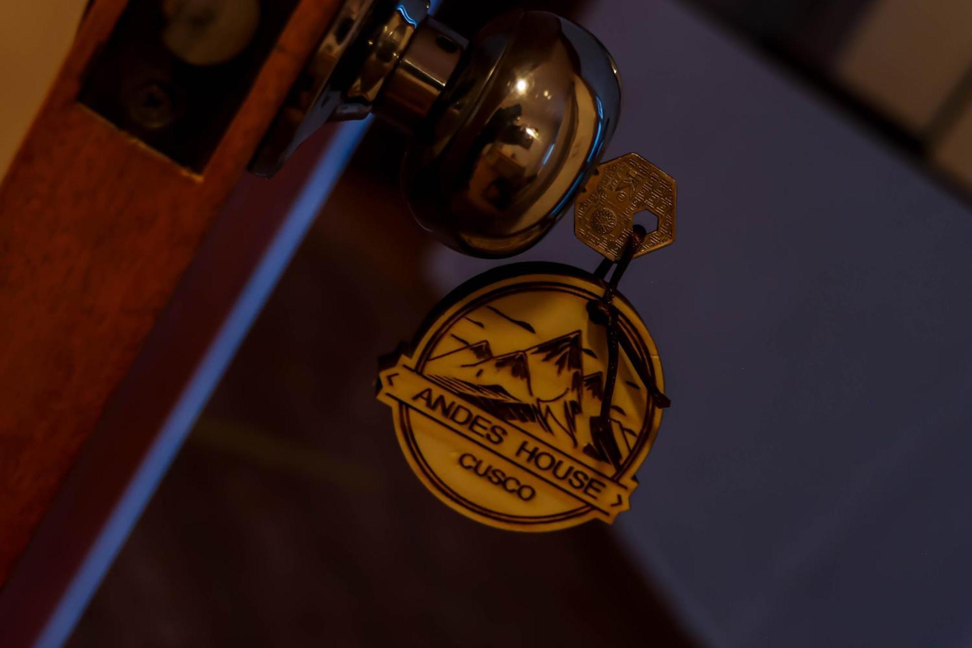 ホテル Andes House クスコ エクステリア 写真