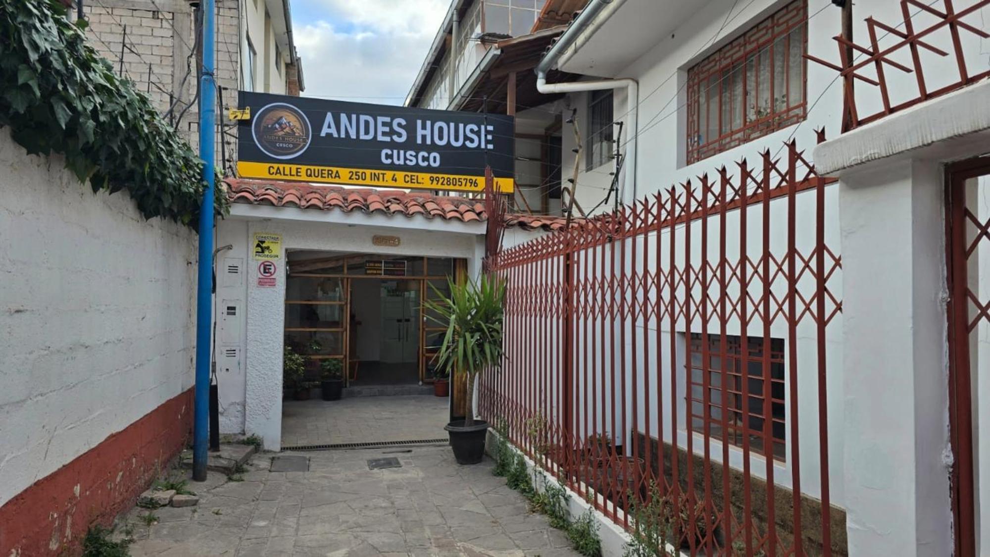 ホテル Andes House クスコ エクステリア 写真